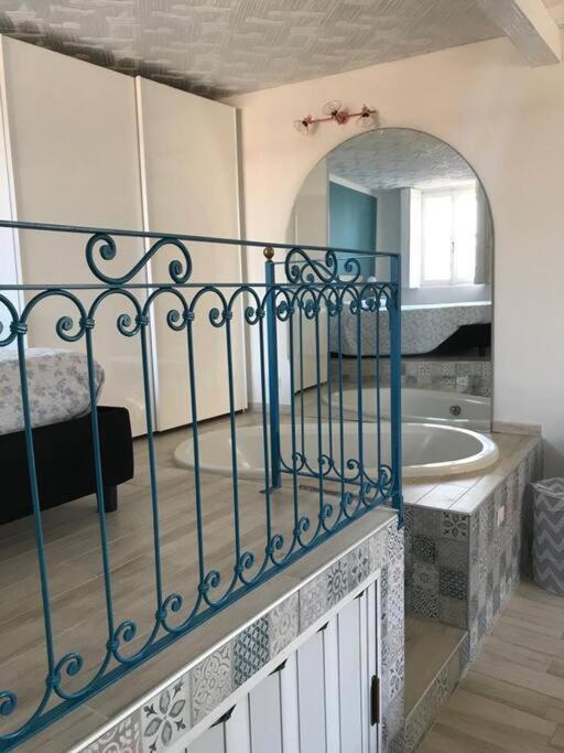 Romantico Monolocale Con Vista Sulla Torre Vigevano Ngoại thất bức ảnh